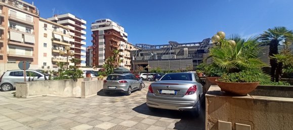 4 bedrooms Apartment in Palermo, Italy No. 348534 3