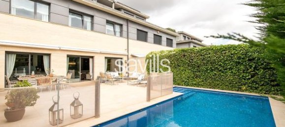 Casa de 5 dormitorios en Barcelona, Spain No. 173983 40