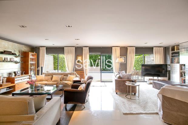 Casa de 5 dormitorios en Barcelona, Spain No. 173983