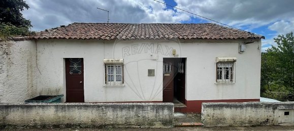 3 bedrooms House in Beco, Portugal No. 24269 2