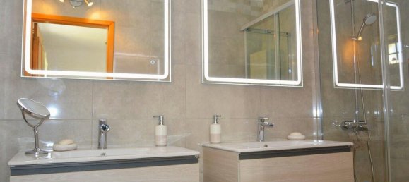 3 bedrooms Villa in Loule, Portugal No. 130407 9