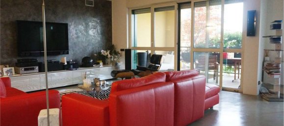 Apartamento de 5 habitaciónes en Pioltello, Italy No. 2593 6