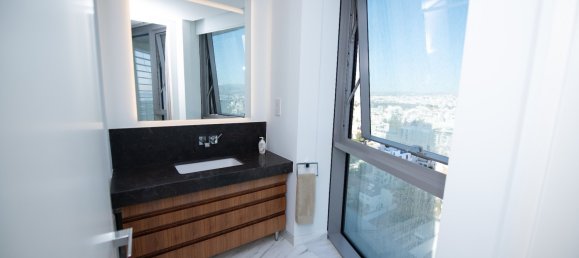 3 Schlafzimmer Wohnung in Neapolis, Cyprus, Nr. 22035 13