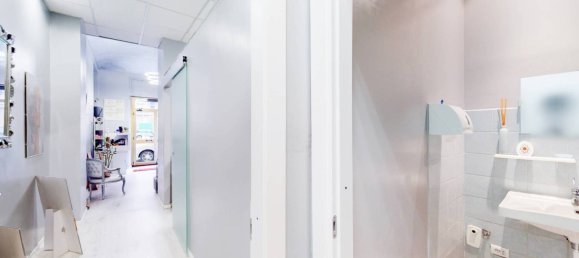 Imóvel comercial de 2 divisões em Turin, Italy N.º 79402 11