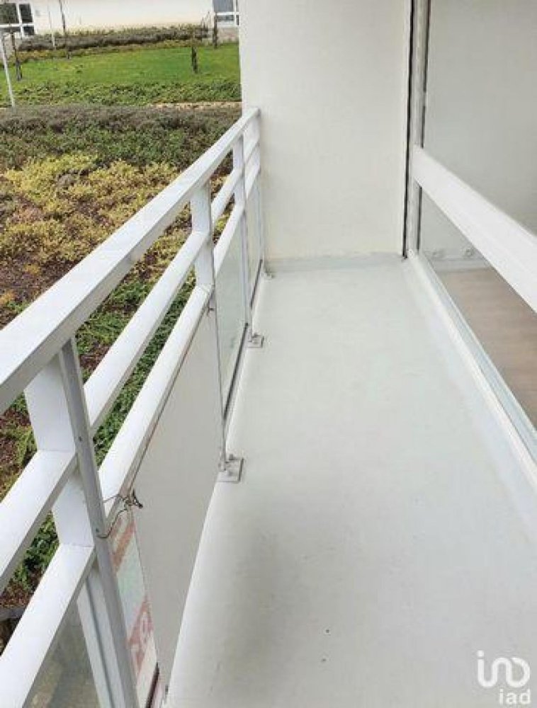 Кондоминиум  с 2 спальнями в Йер, Франция № 24022