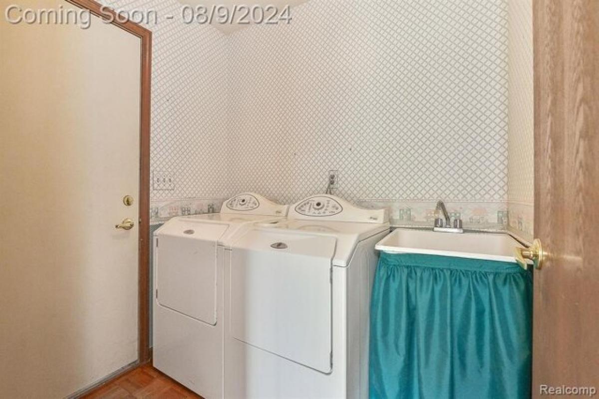 4 bedrooms House in Livonia, USA No. 437705