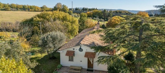 4 bedrooms House in Monteleone d'Orvieto, Italy No. 53464 4