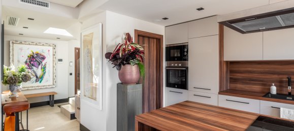 3 Schlafzimmer Wohnung in Marbella, Spain, Nr. 74967 9