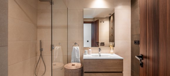 3 Schlafzimmer Wohnung in Marbella, Spain, Nr. 74967 16