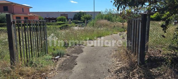 Склад с 4 комнатами в Витербо, Италия № 301238 11