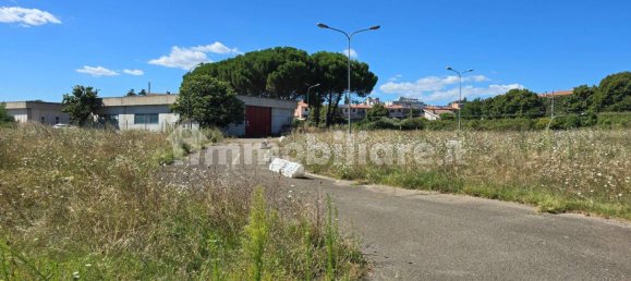 Склад с 4 комнатами в Витербо, Италия № 301238 6