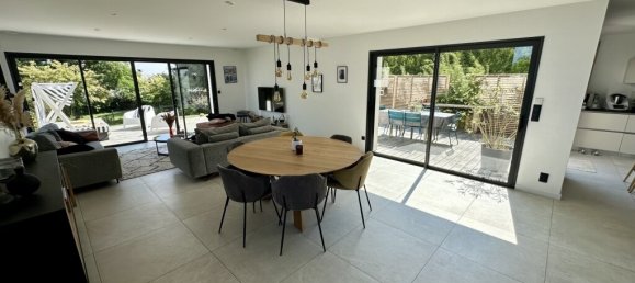 5 bedrooms House in Pleumeleuc, France No. 307127 2