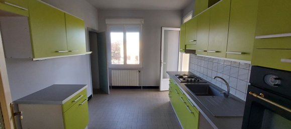 4 bedrooms House in Louhans, France No. 289850 7