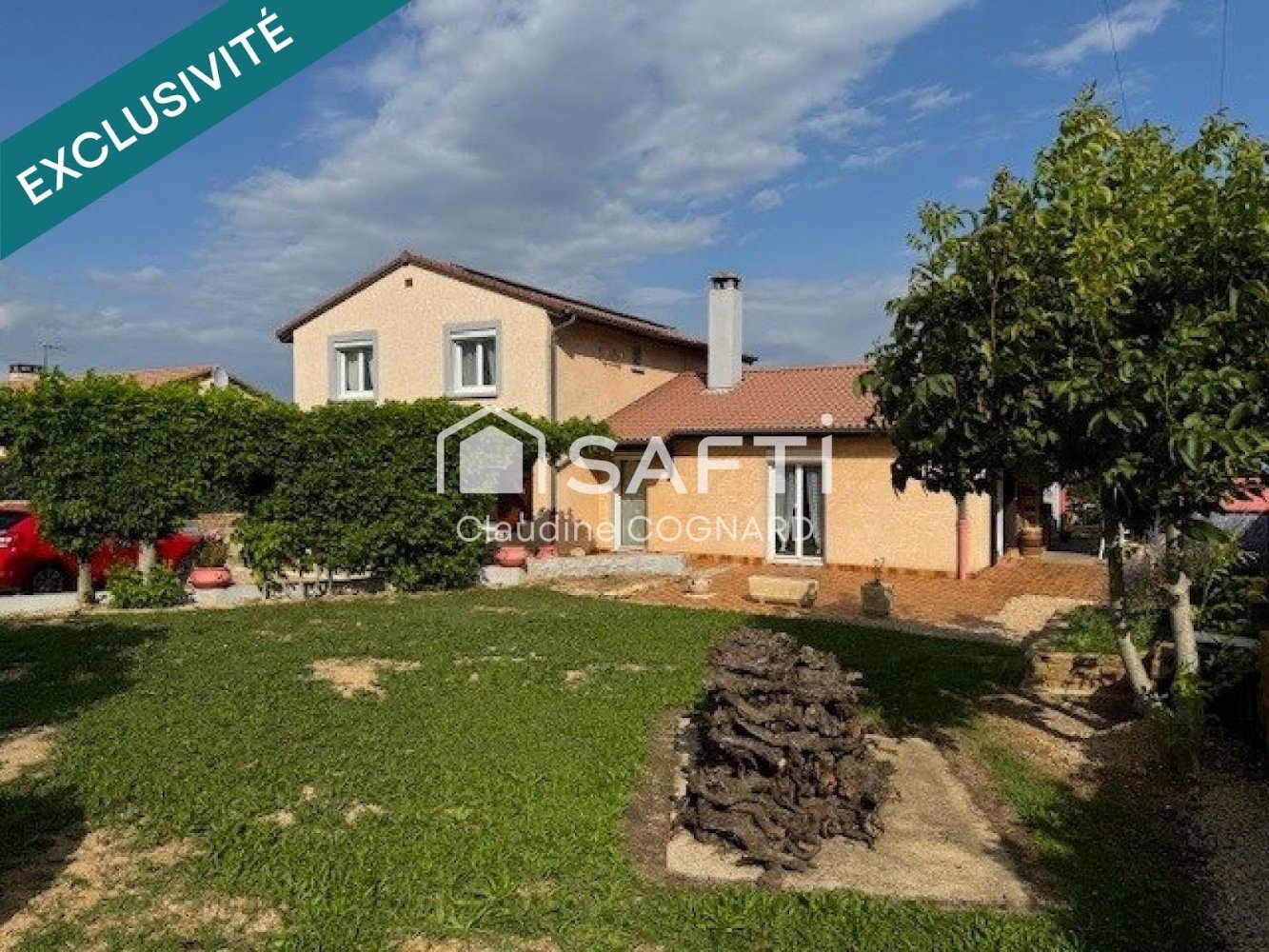 3 bedrooms House in Vinzelles, France No. 200612