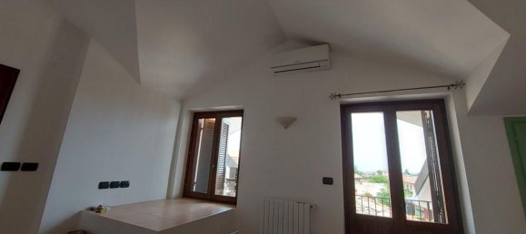 2 rooms Apartment in Cavour, Italy No. 164251 4