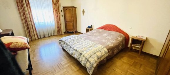 8-Zimmer Haus in Andilly, France, Nr. 69086 4