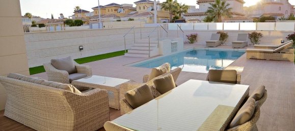 3 bedrooms Villa in Campoamor, Spain No. 11667 15