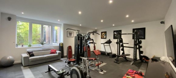 Casa de 4 dormitorios en Armentieres, France No. 232075 10