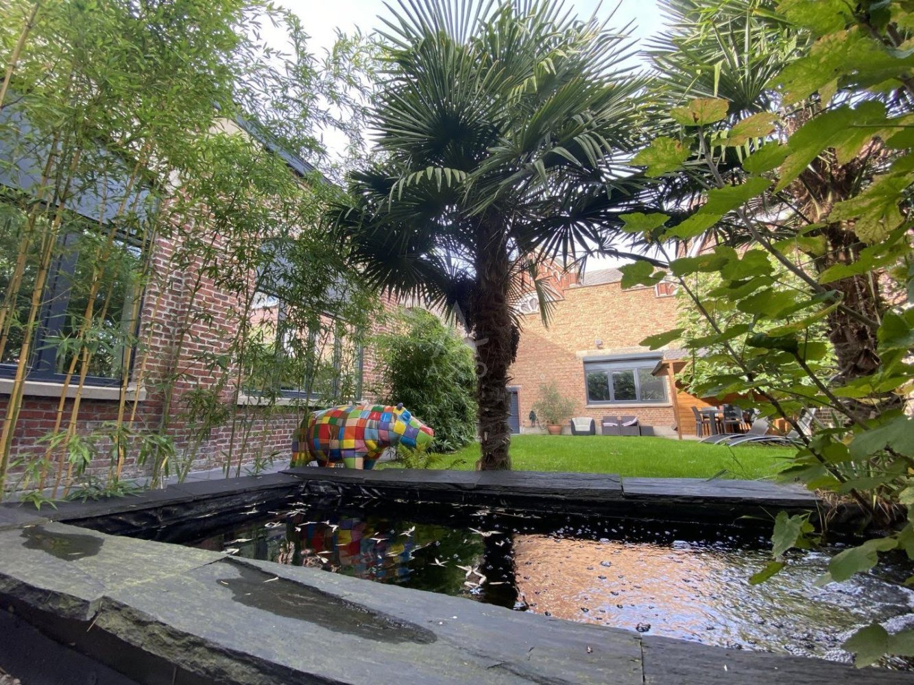 Casa de 4 dormitorios en Armentieres, France No. 232075