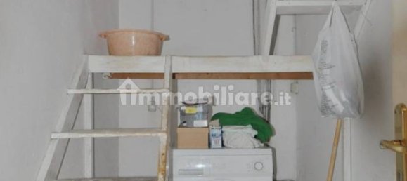 3 bedrooms Apartment in Montevarchi, Italy No. 323848 8