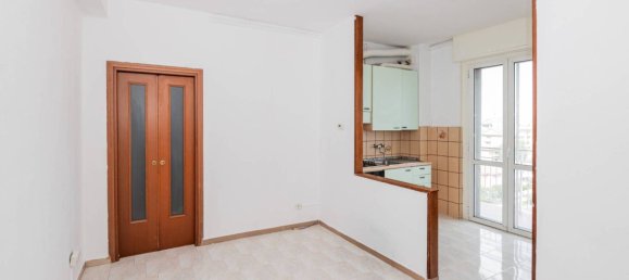 1 Schlafzimmer Wohnung in Melegnano, Italy, Nr. 323016 6