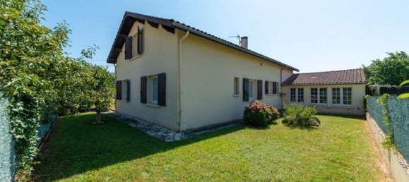 6 bedrooms House in Lot, France No. 308631 5