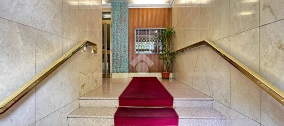 Apartamento de 2 dormitorios en Milan, Italy No. 346665 3