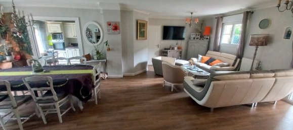 Casa de 3 dormitorios en Chambray-les-Tours, France No. 55038 8