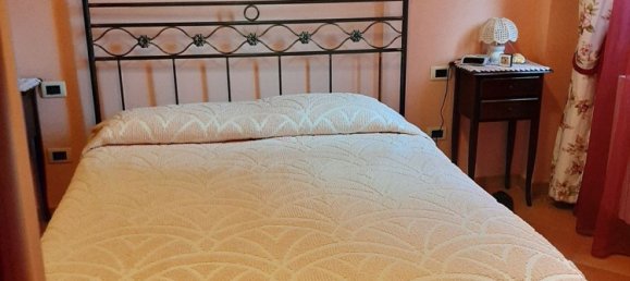 3-Zimmer Wohnung in Lacedonia, Italy, Nr. 255055 2