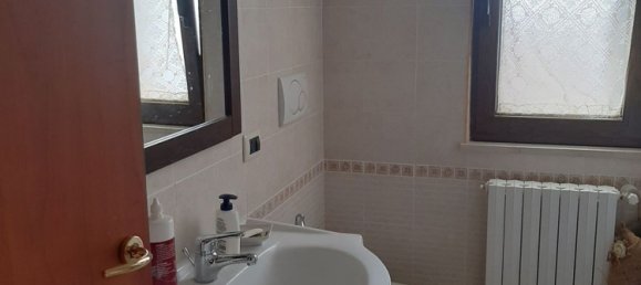 3-Zimmer Wohnung in Lacedonia, Italy, Nr. 255055 5