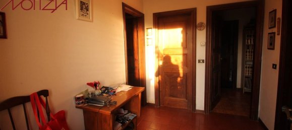 9 rooms Villa in Lucca, Italy No. 13874 11