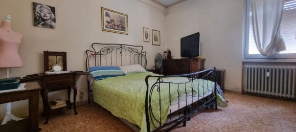 5 bedrooms Apartment in Florence, Italy No. 333321 14
