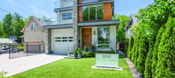 5 bedrooms House in Mississauga, Canada No. 894 2