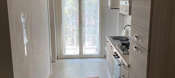 2-salle Appartement à Mirandola, Italy No. 286535 4