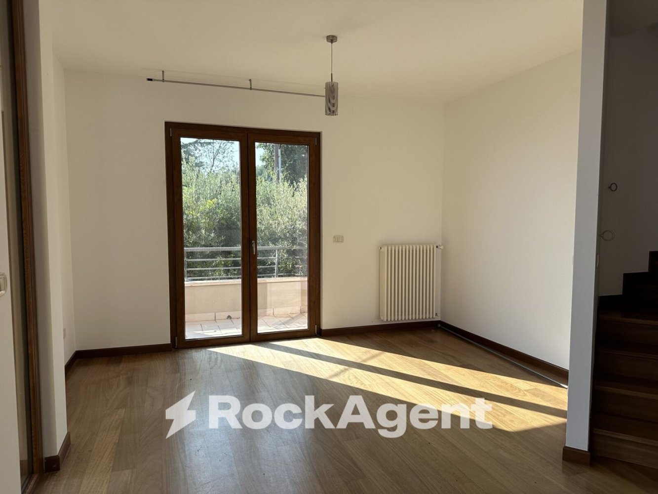 5 rooms Villa in Pescara, Italy No. 10548