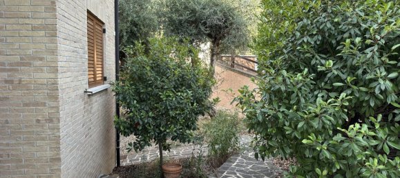 5 rooms Villa in Pescara, Italy No. 10548 32