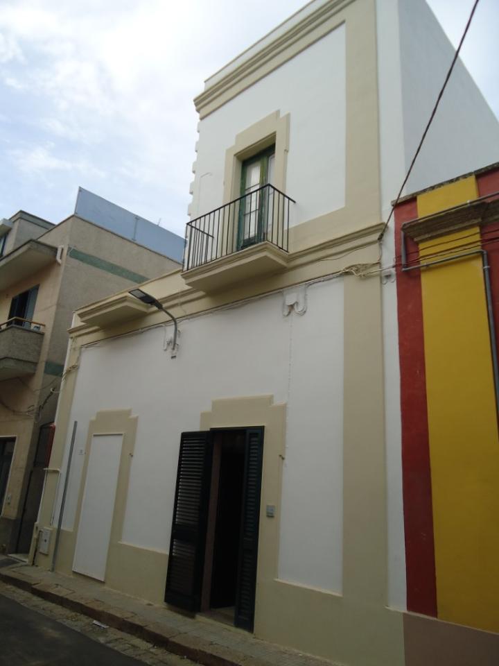 Casa de 6 divisões em Matino, Italy N.º 236637