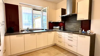 5 rooms House in Vienna, Austria No. 225861