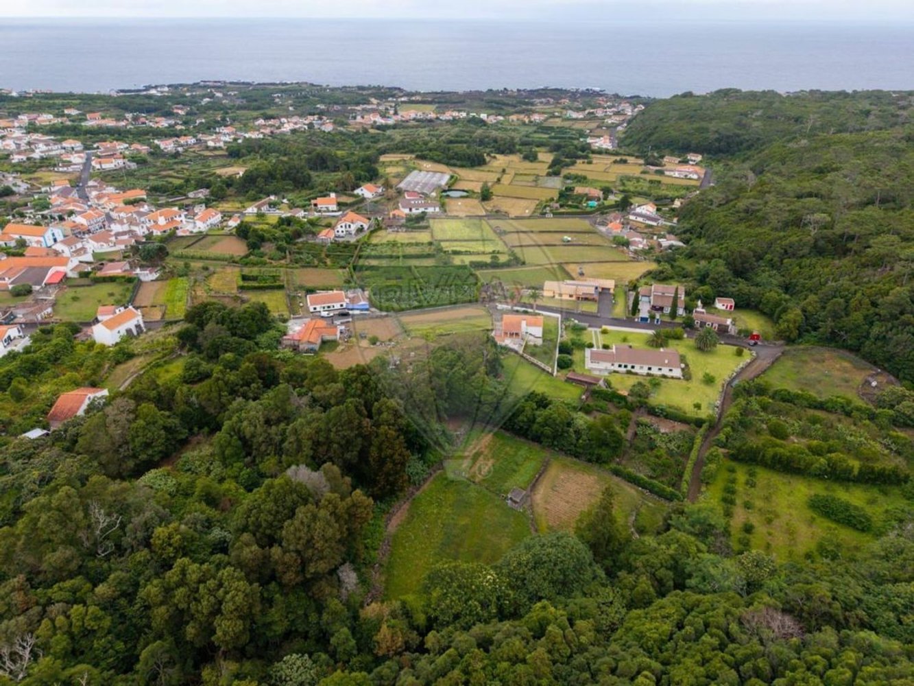  Land in Praia da Vitoria, Portugal No. 241050
