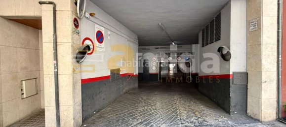 12m² Parking in Sabadell, Spain No. 166835 3
