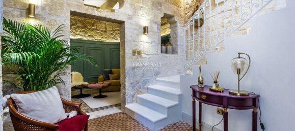 2 bedrooms Townhouse in Siggiewi, Malta No. 10055 7