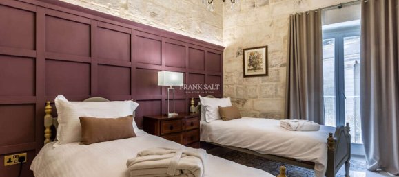 2 bedrooms Townhouse in Siggiewi, Malta No. 10055 2