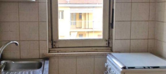 3 rooms Apartment in Turin, Italy No. 55954 12