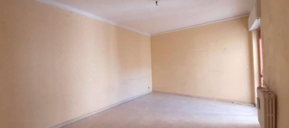 6-salle Appartement à Taranto, Italy No. 17394 23