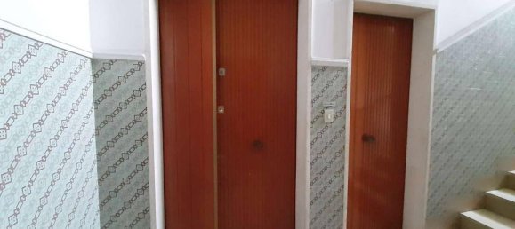 6-salle Appartement à Taranto, Italy No. 17394 5