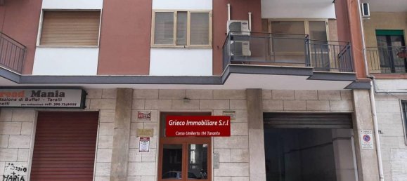 6-salle Appartement à Taranto, Italy No. 17394 2