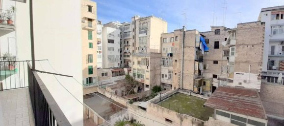 6-salle Appartement à Taranto, Italy No. 17394 36