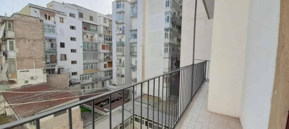 6-salle Appartement à Taranto, Italy No. 17394 35