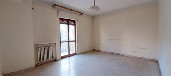 6-salle Appartement à Taranto, Italy No. 17394 26