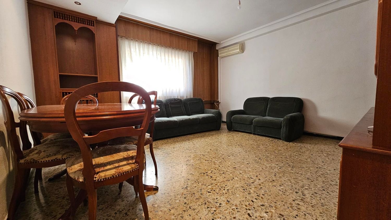 3 bedrooms Apartment in Zaragoza, Spain No. 160037